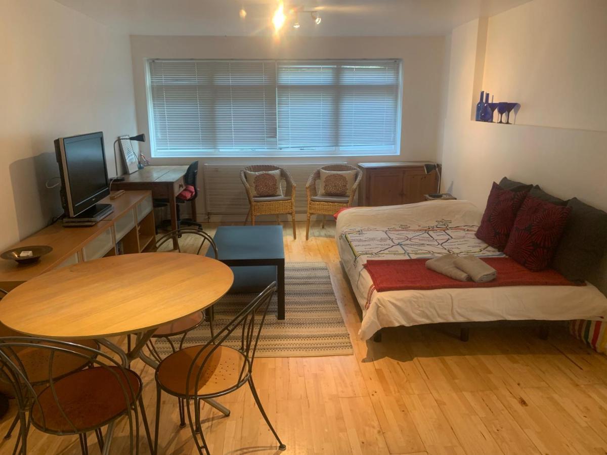 Leilighet Cozy 1 Bedroom Basement Flat London
