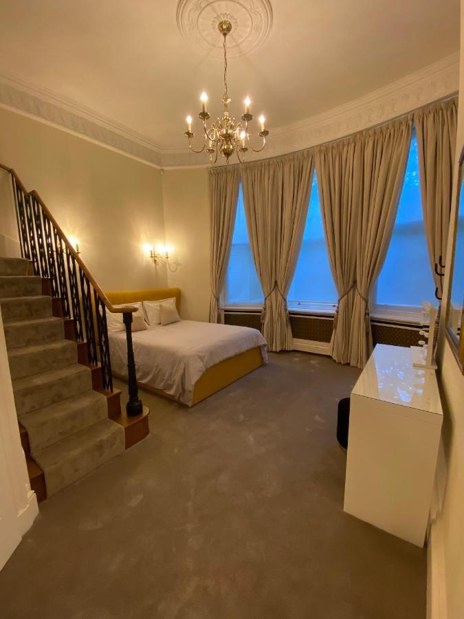 Apartment Kll Management- Hydepark Place *