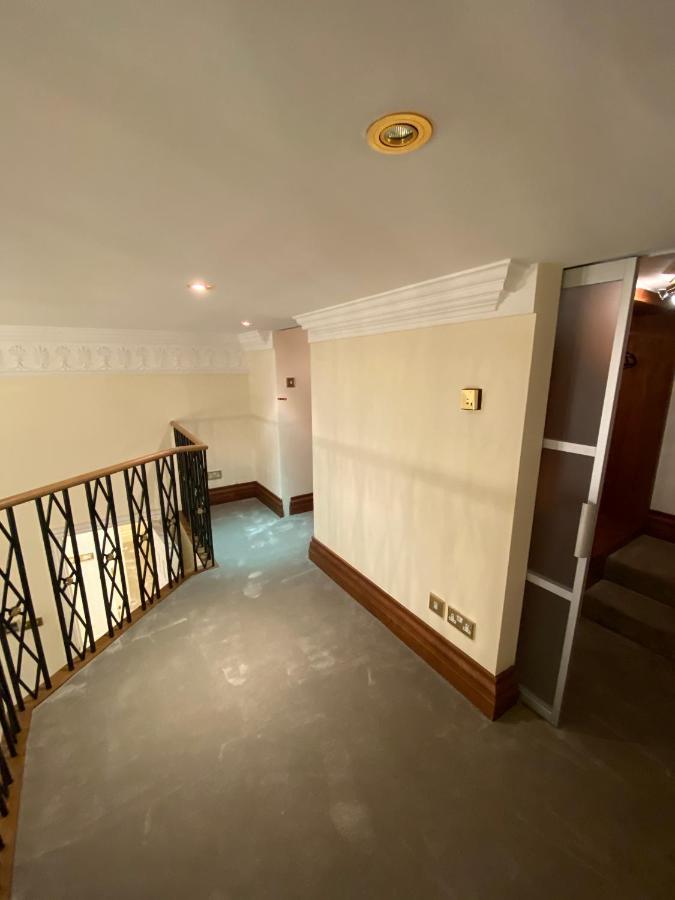 Kll Management- Hydepark Place
