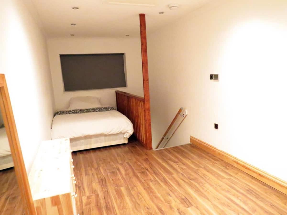 Appartement Modern Split Level Flat In Croydon
