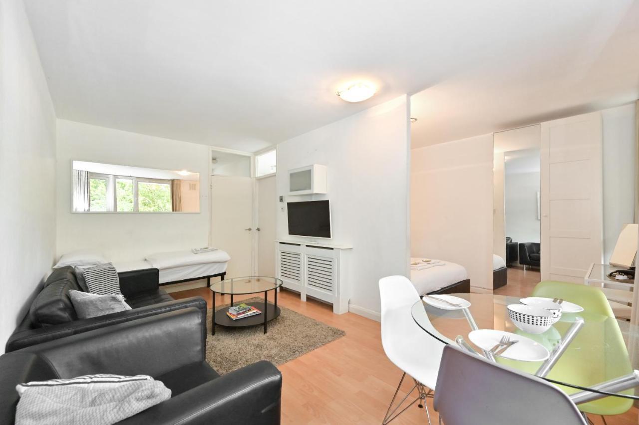 - Great Portland St, Regents Pk, Euston
