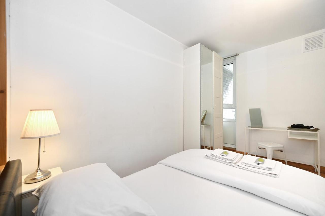 - Great Portland St, Regents Pk, Euston * Londen
