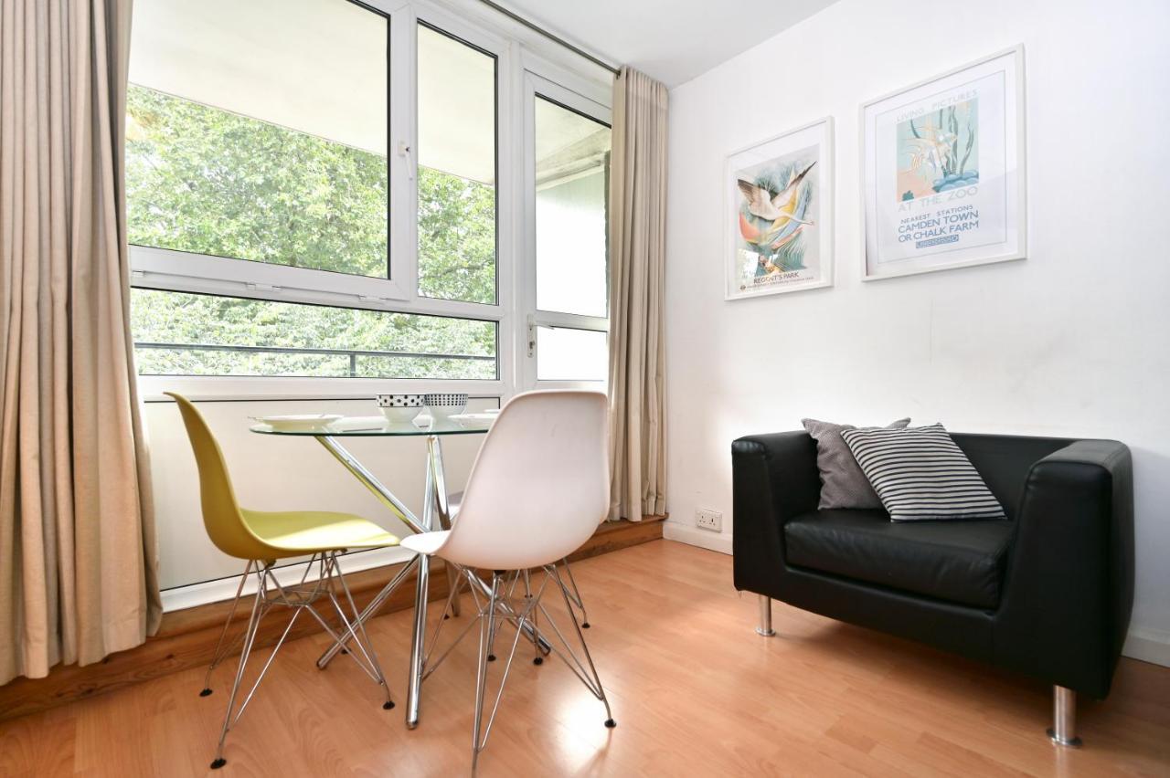 - Great Portland St, Regents Pk, Euston * Londen