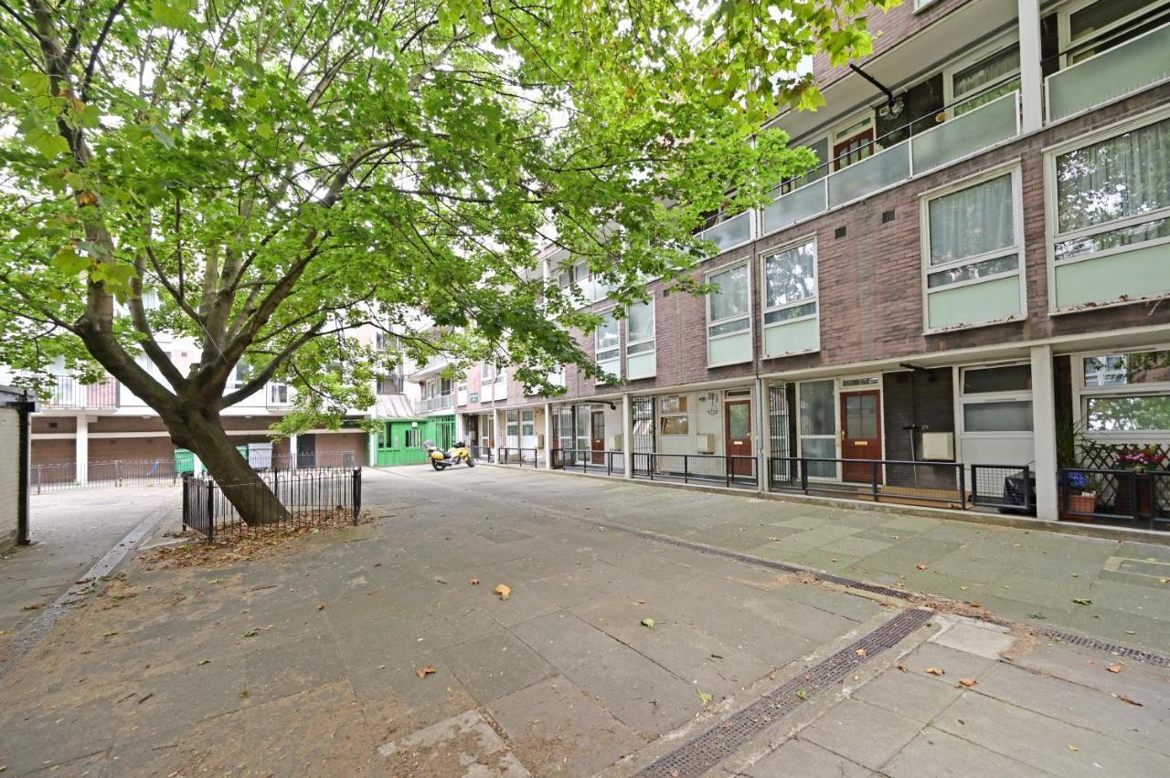 - Great Portland St, Regents Pk, Euston *