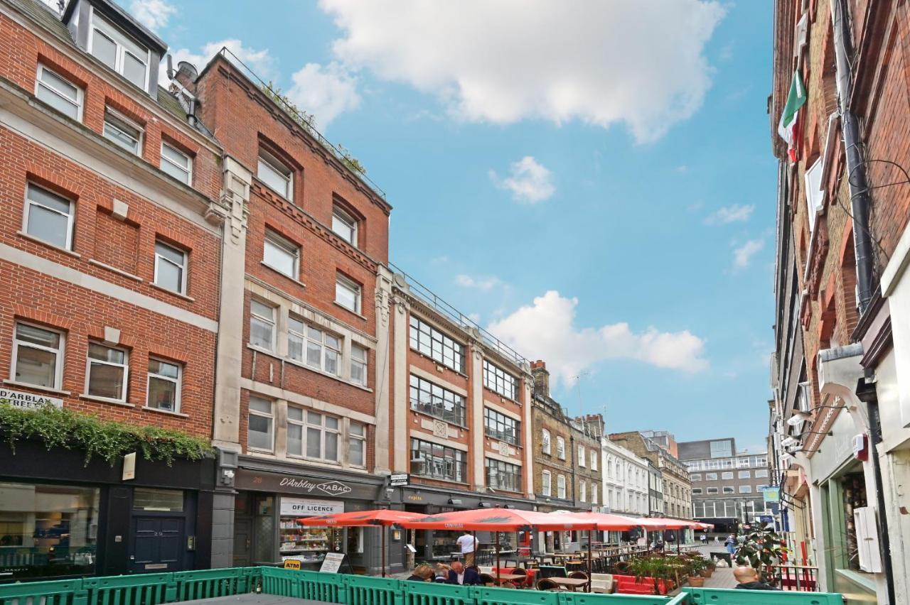 Carnaby & Oxford Street - Soho - One Bedroom - Double Bed & Sofabed * London