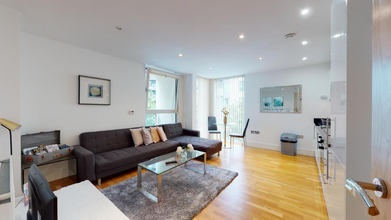 Lanterns Way At Canary Wharf By Mysquare Apartment *