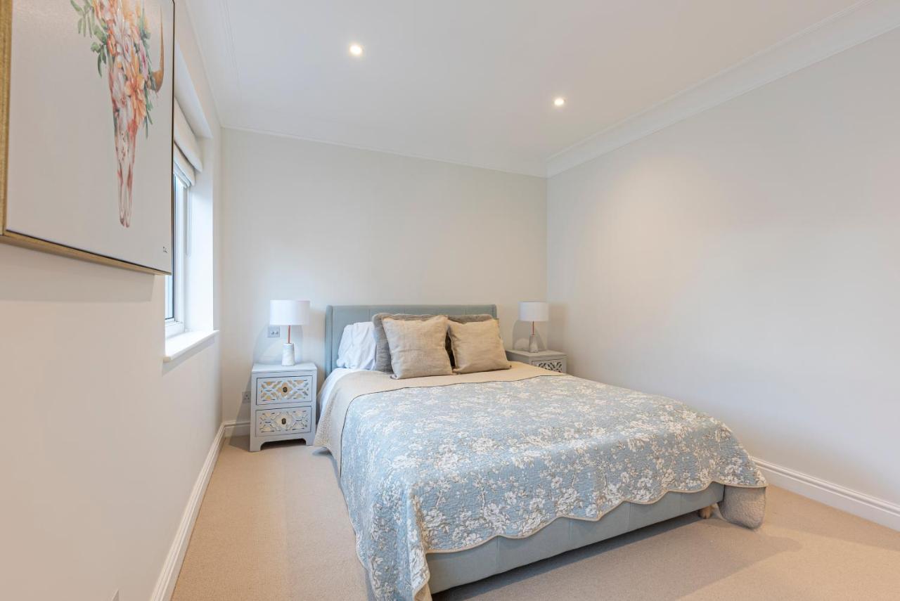 Leilighet Joivy Stunning 3 Bed,2 Bath House With Roof Terrace In Chelsea *
