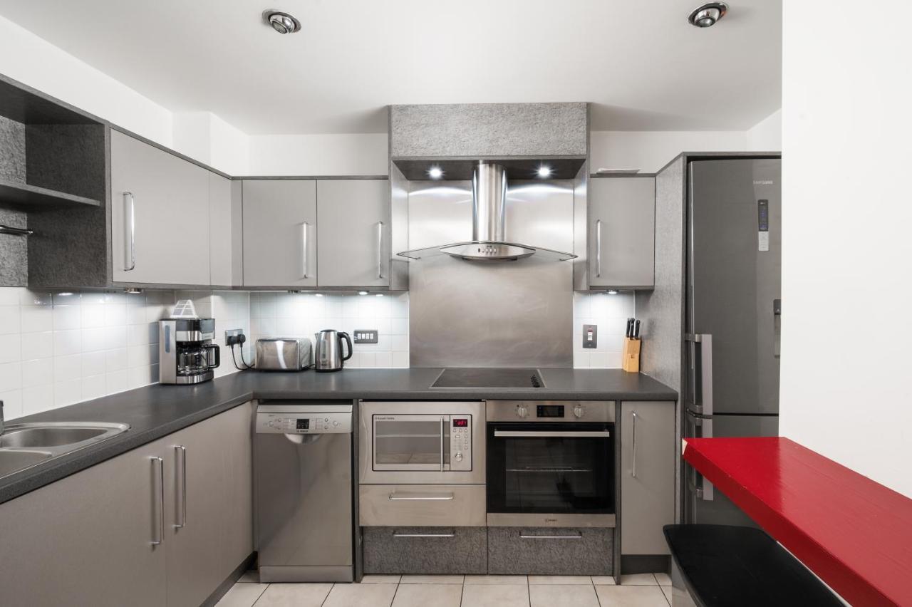 Riverside Balcony Apartments, 10 Minutes From Oxford Circus Apartamento Londres