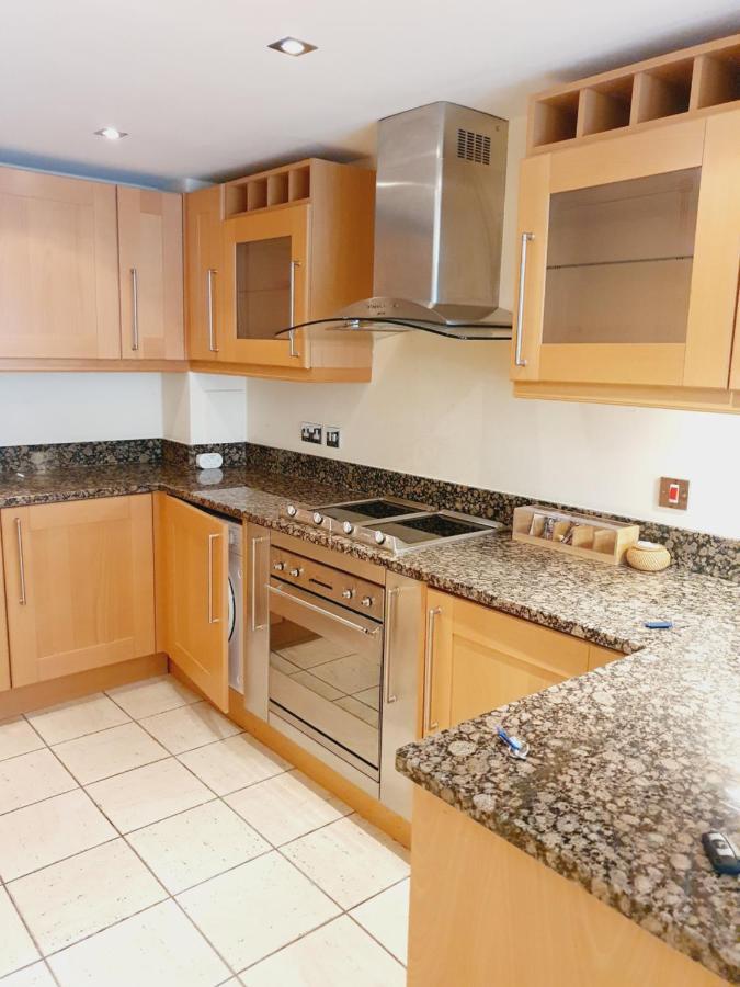 Apartment Canary Wharf, E14 9ne London