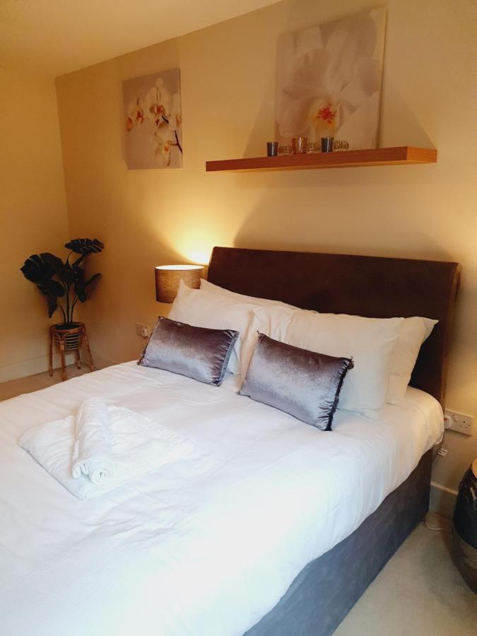 Canary Wharf, E14 9ne Apartment