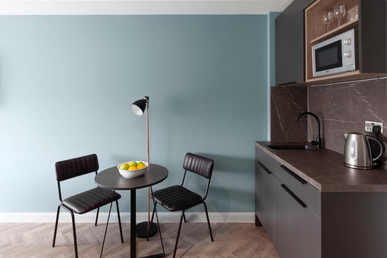 Aptel East Aparthotel