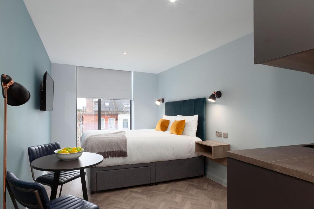 Aptel East Aparthotel 3*