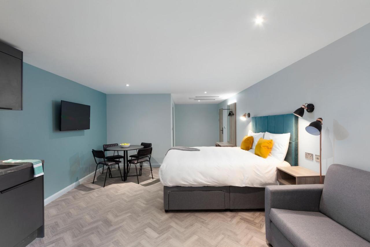 Aptel East Londen