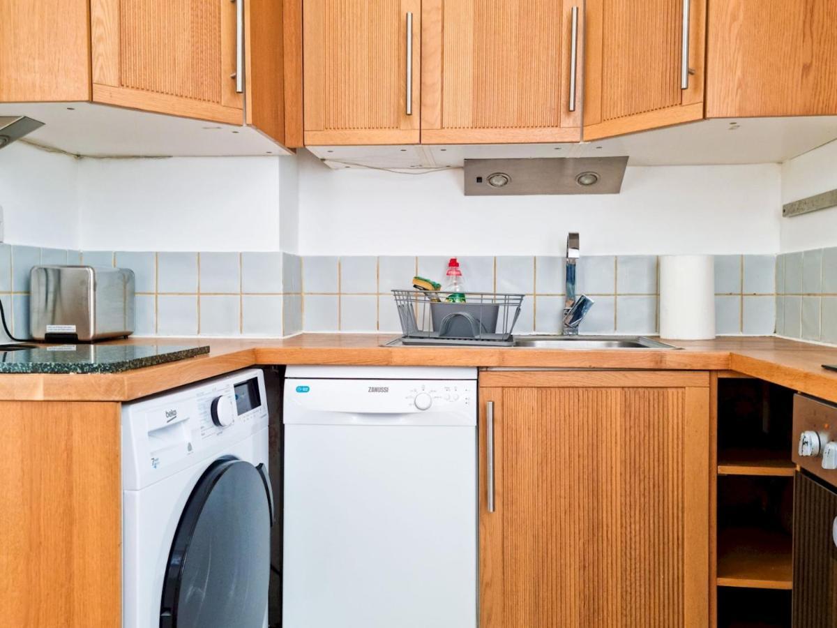 Apartment Pass The Keys Wimbledon Hideaway