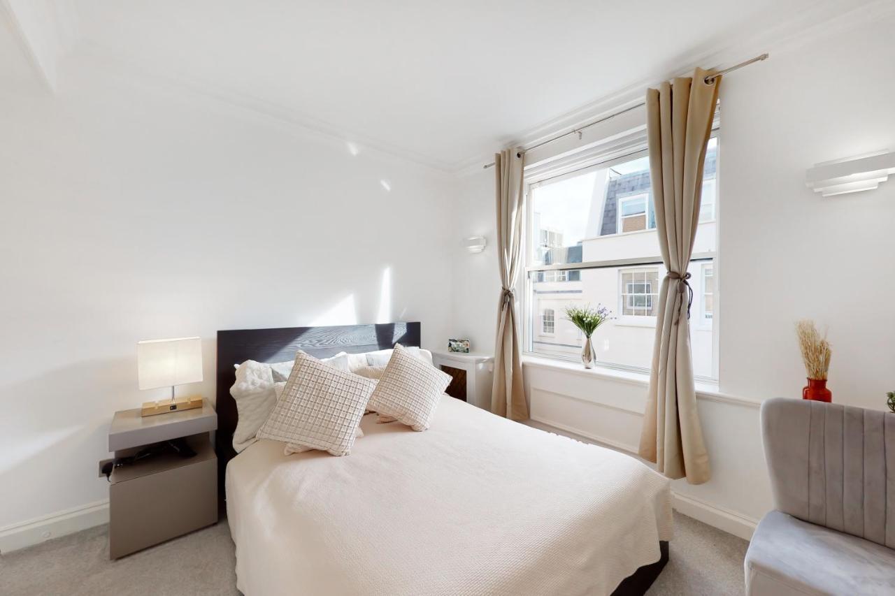 In Bond Street Apartment