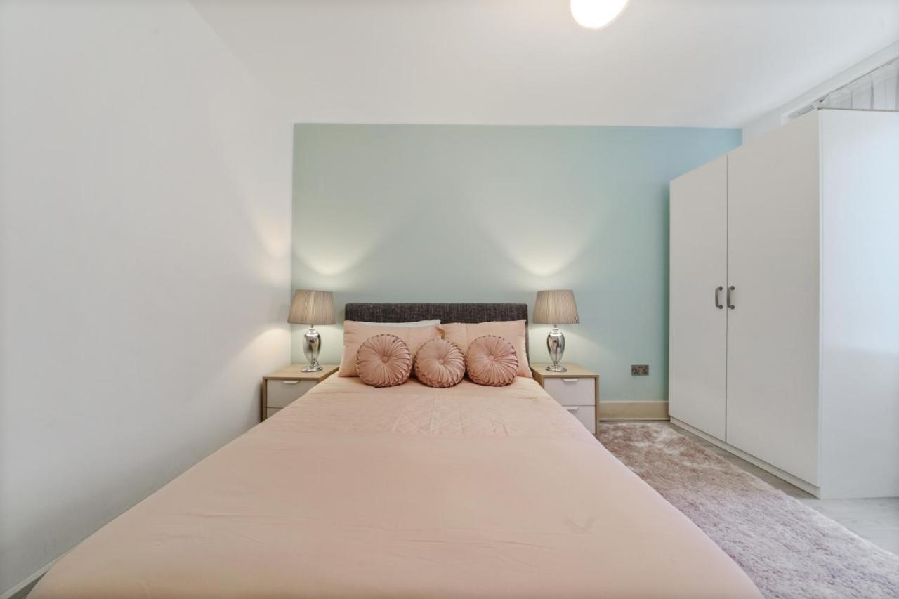 Lara Deluxe Modern 2 Bed By Tower Bridge *