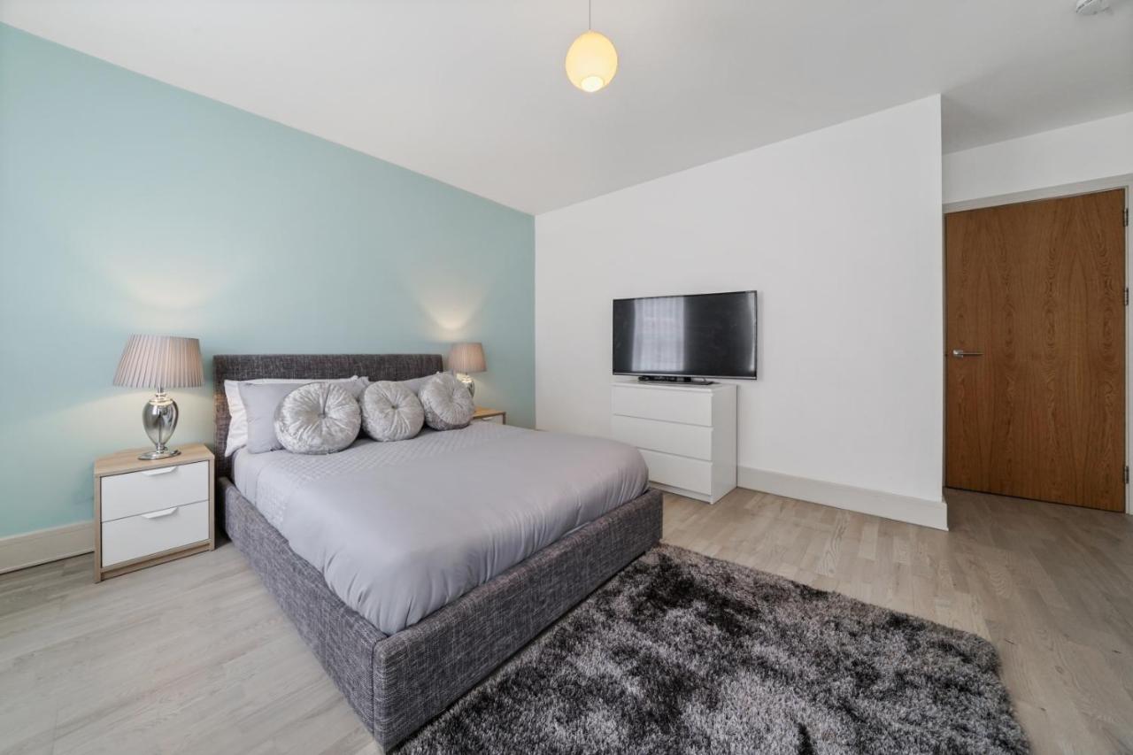 Lara Deluxe Modern 2 Bed By Tower Bridge Apartment *