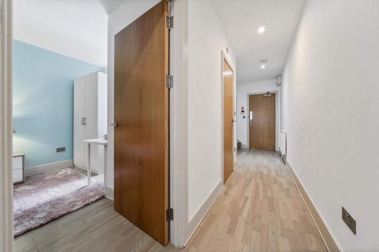 Lara Deluxe Modern 2 Bed By Tower Bridge London