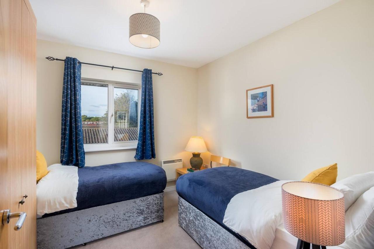 Cozy 2 Bed Flat Walking Distance From Excel Londres