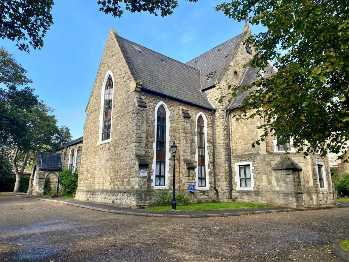 Rare Church Converted 1-bed In *