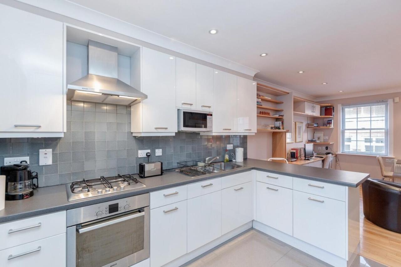 Beautiful 1 Bedroom In Victoria Londen