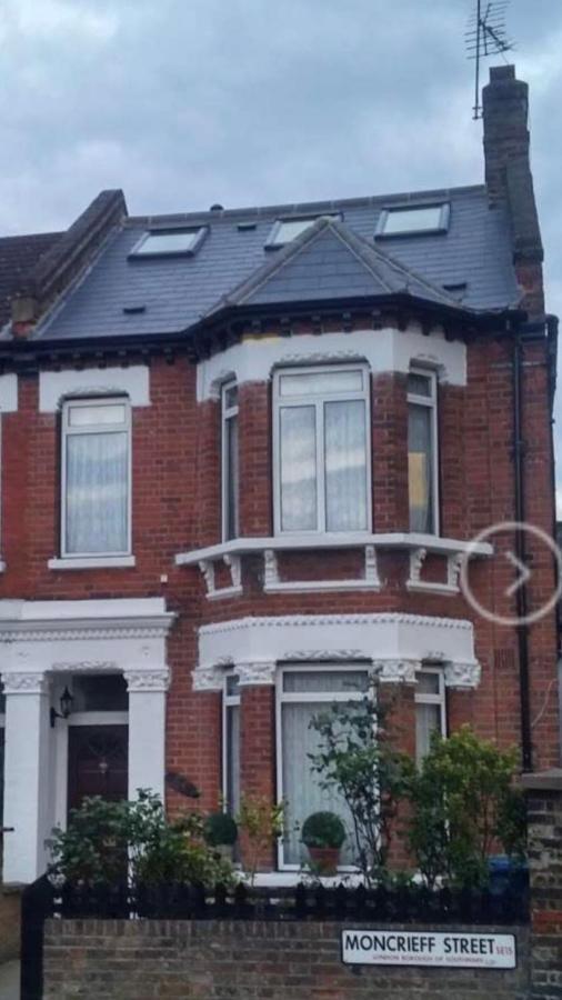 Helena Host Family Bed and breakfast Londres