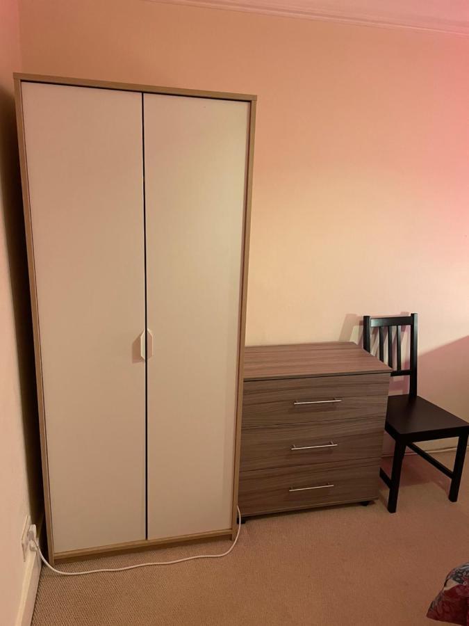 Homestay Friendly House London