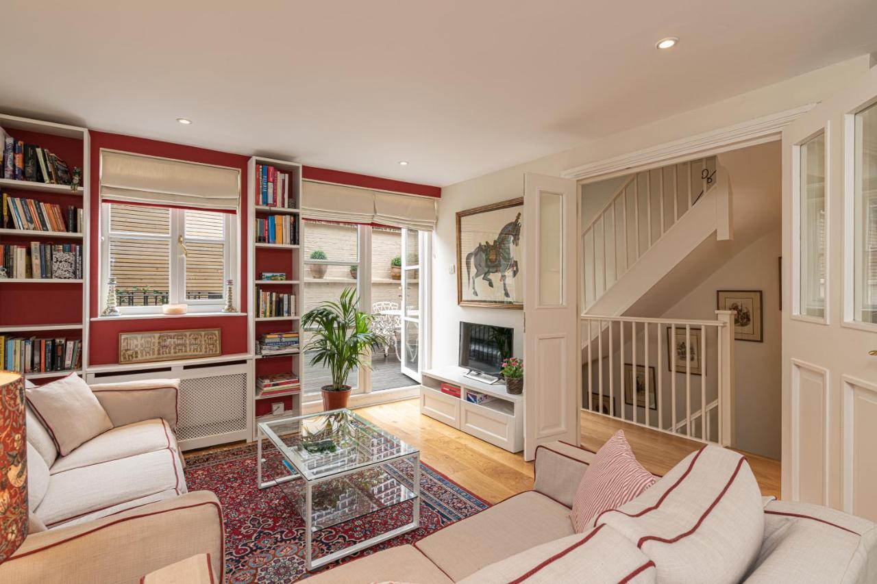 Ferienhaus Stylish Mews House With Parking London