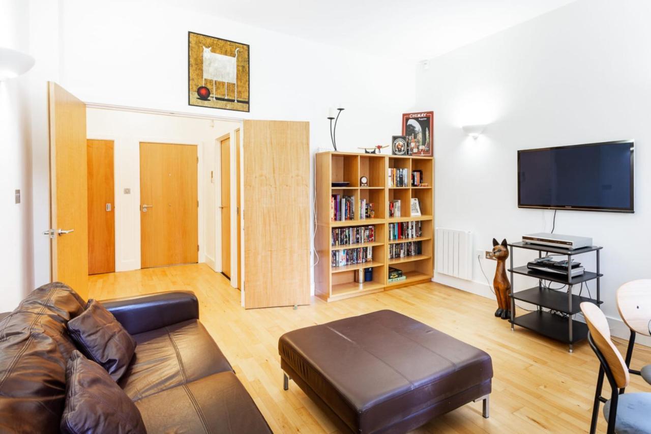 Bright & Comfortable Angel Apartment *