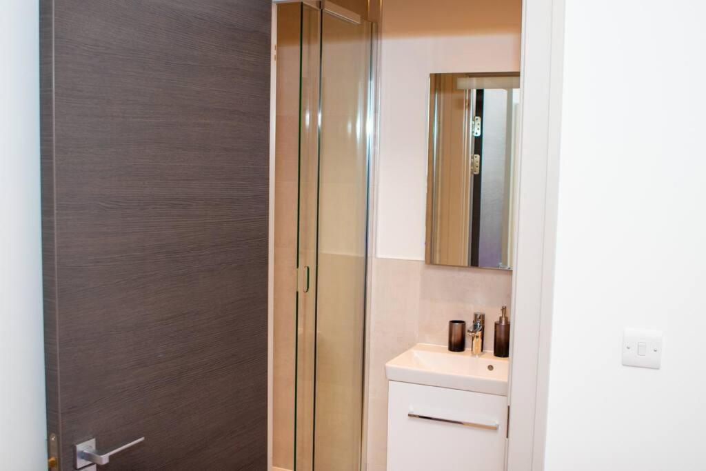 Appartement Stunning 1-bedroom Flat In London! Londen