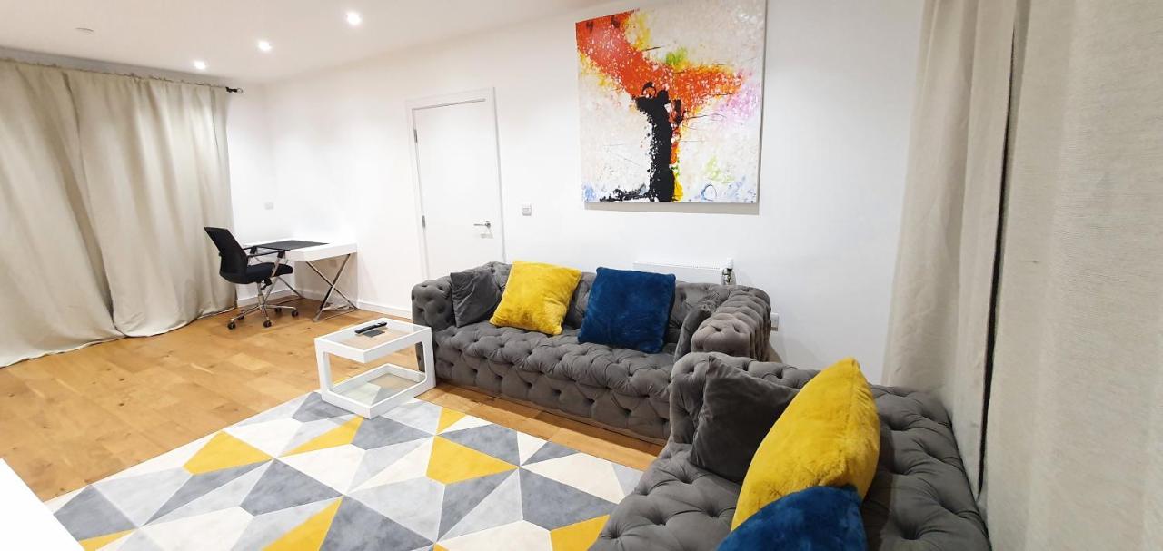 Garland Modern 3 Bedroom House Westfield - Stratford Leilighet