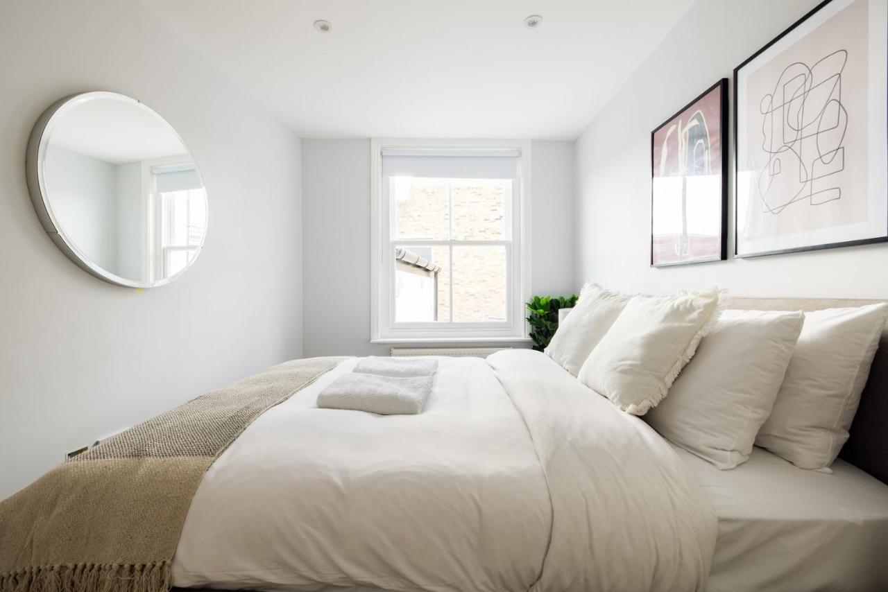 The Margravine Maisonette - Modern & Bright 2bdr Flat Apartment London