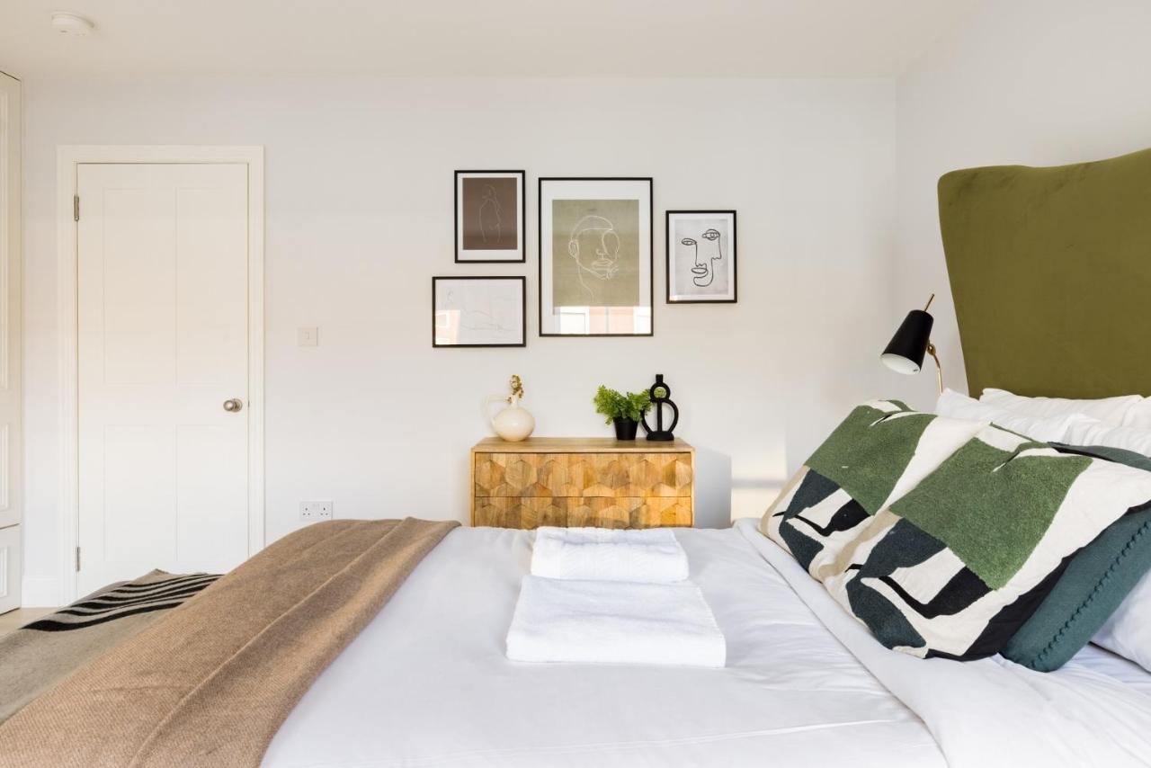 Apartment The Margravine Maisonette - Modern & Bright 2bdr Flat