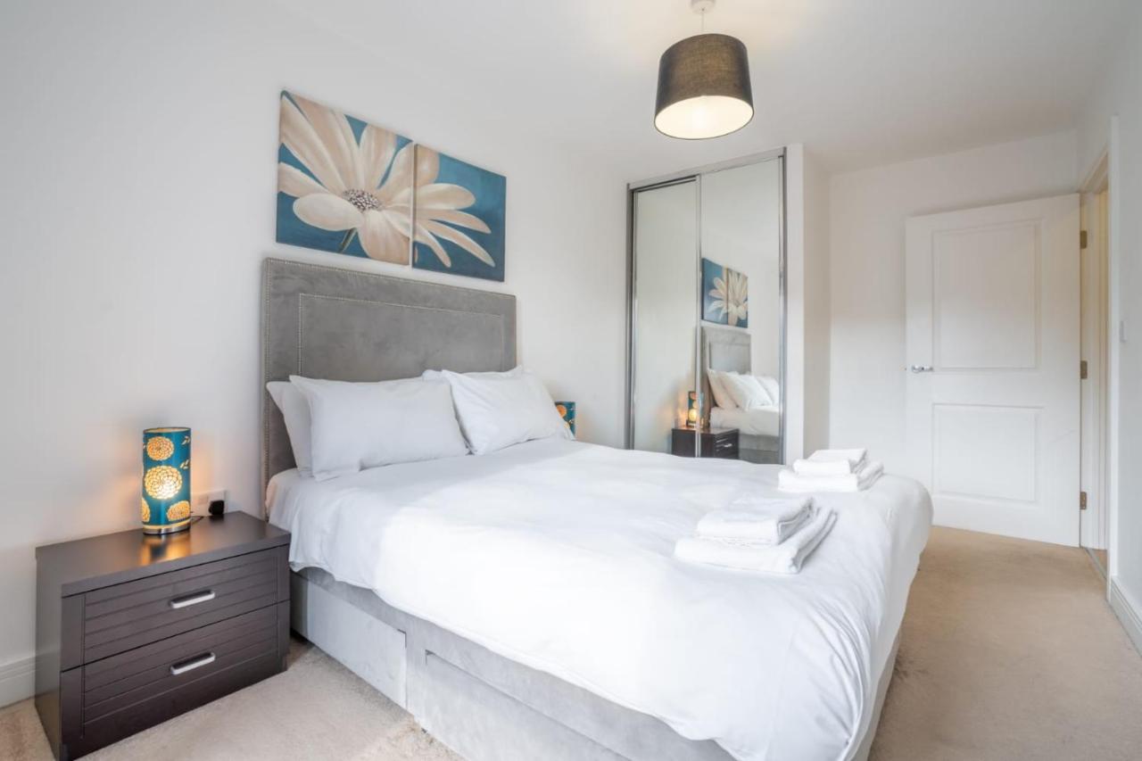 Apartment I Am Serviced *
