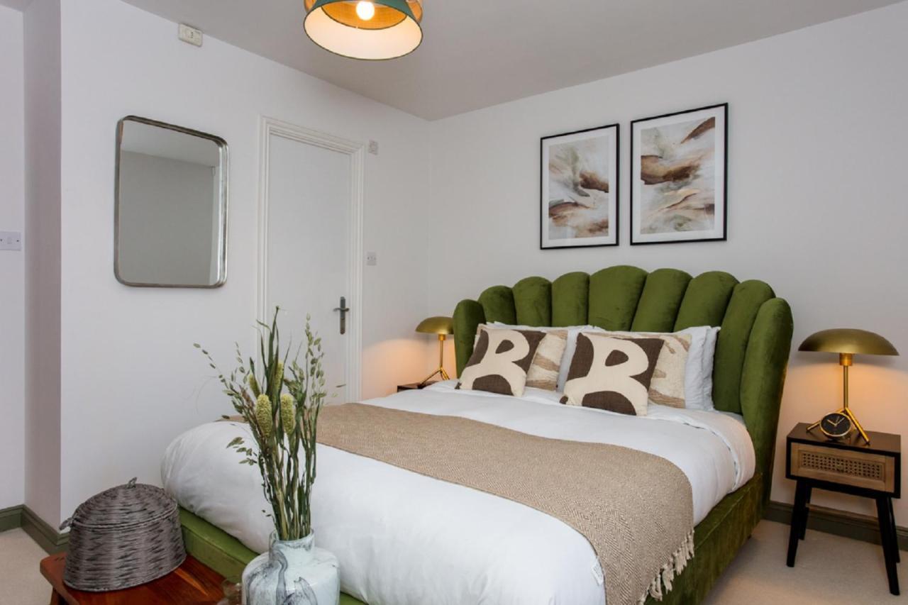 Appartement The Sparkford Gardens - Lovely 2bdr With Balcony *