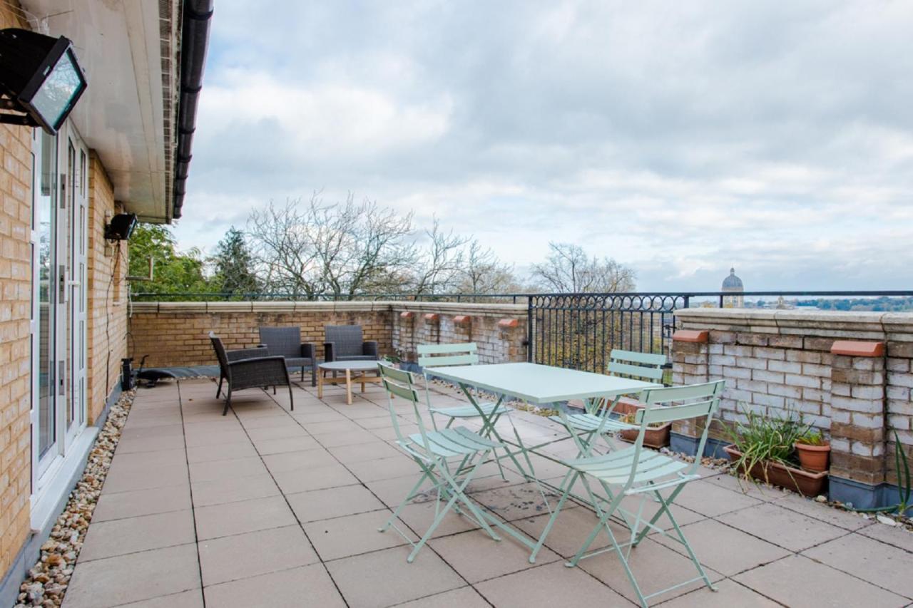 Appartement The Sparkford Gardens - Lovely 2bdr With Balcony Londen