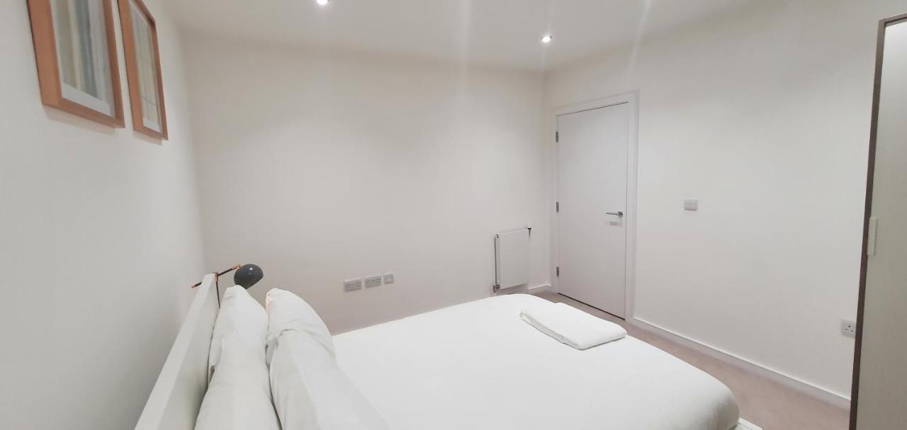Garland Modern 3 Bedroom House Westfield - Stratford Leilighet