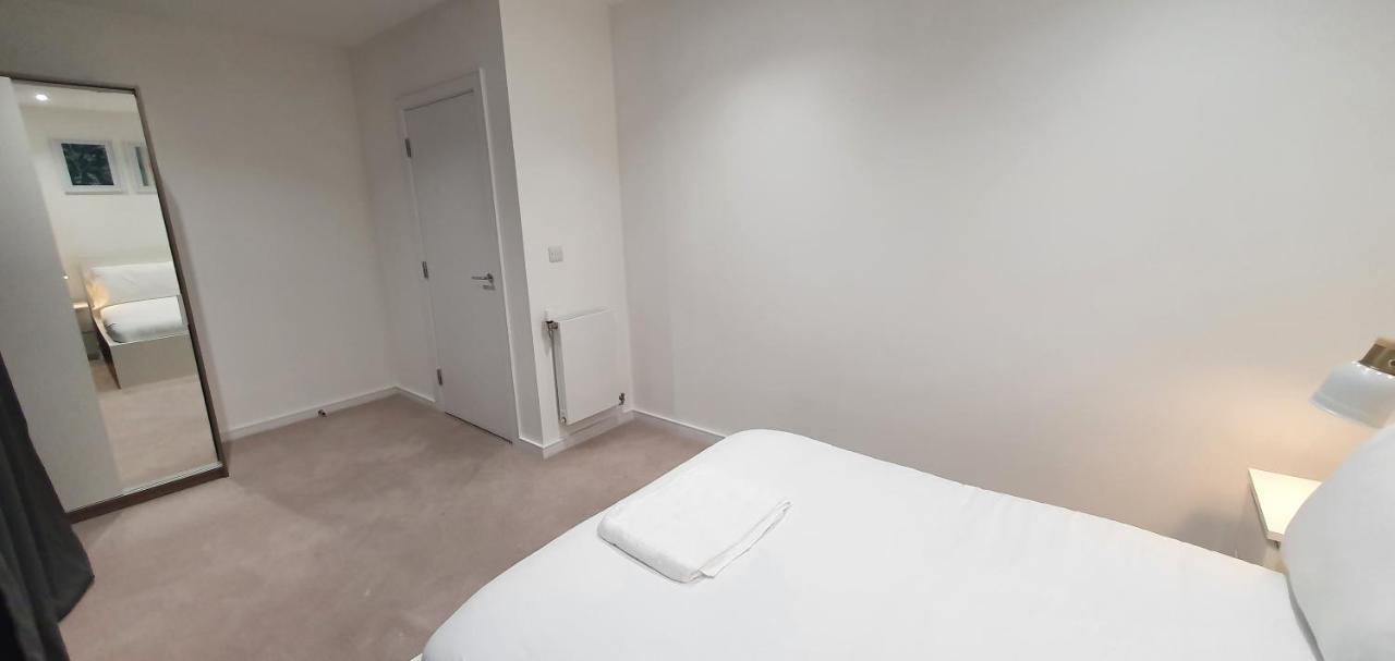 Garland Modern 3 Bedroom House Westfield - Stratford Leilighet *
