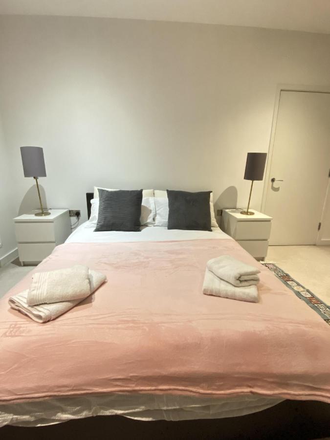 Apartment Royal Docks By Wshomesgroup