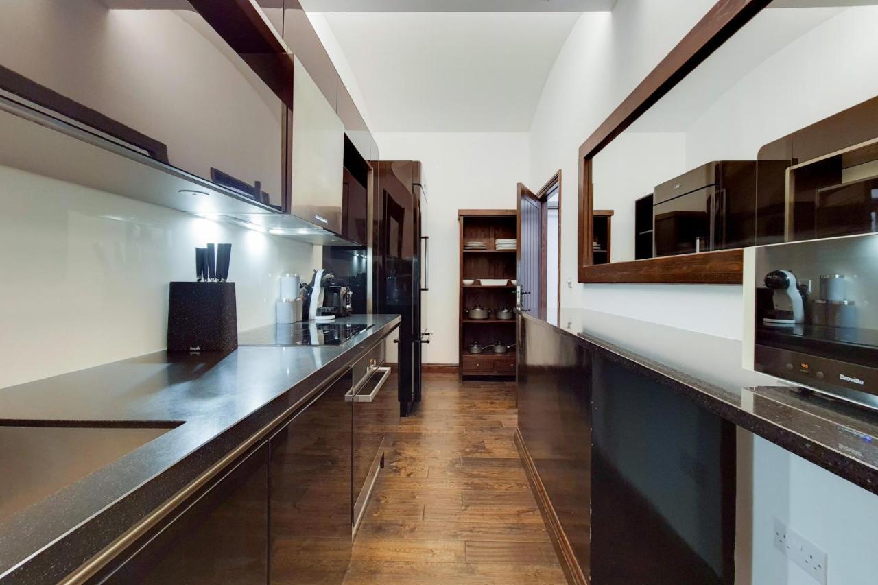 The Lyall Exclusive Apartment London