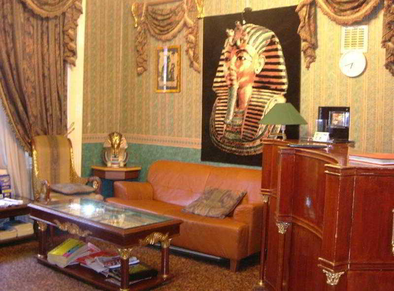 Hotel Mina House 2*