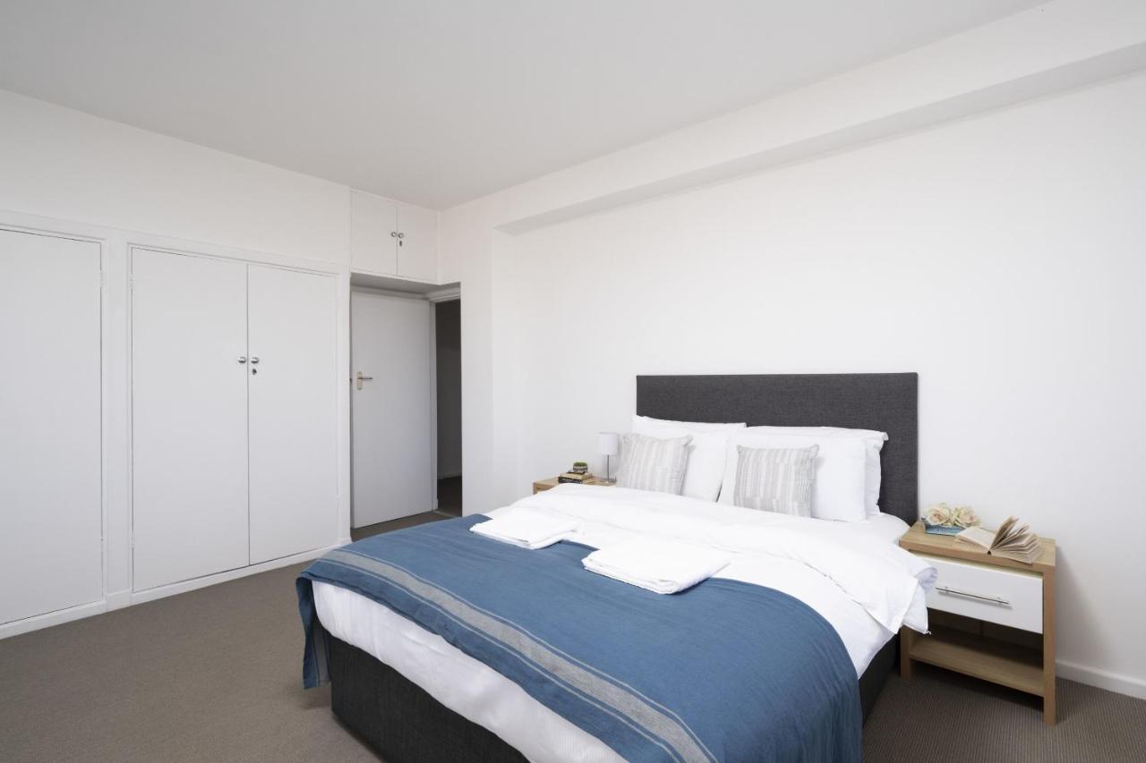 Riverside Accommodation In Pimlico - London Apartment