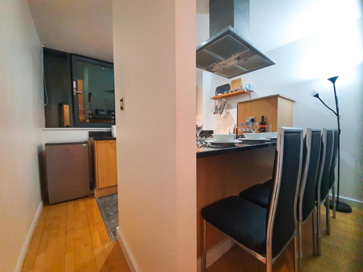 Livestay-modern 3 Bed Apt On 8th Floor With Amazing Views Apartamento Londres