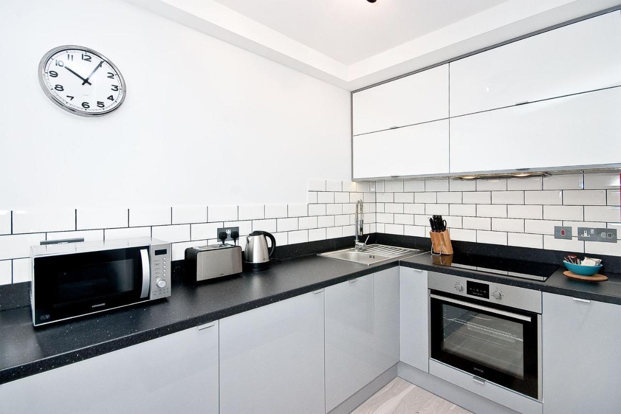 Heinze Flat 402 - One Bedroom Fourth Floor Flat By Living Feriehus London