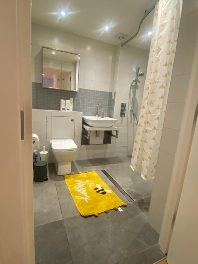 Chic 3 Bedroom Flat With Private Terrace In Holloway Near Finsbury Park Apartamento