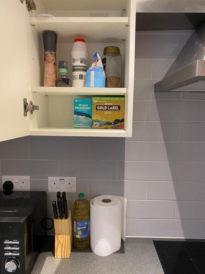 Chic 3 Bedroom Flat With Private Terrace In Holloway Near Finsbury Park Apartamento Londres