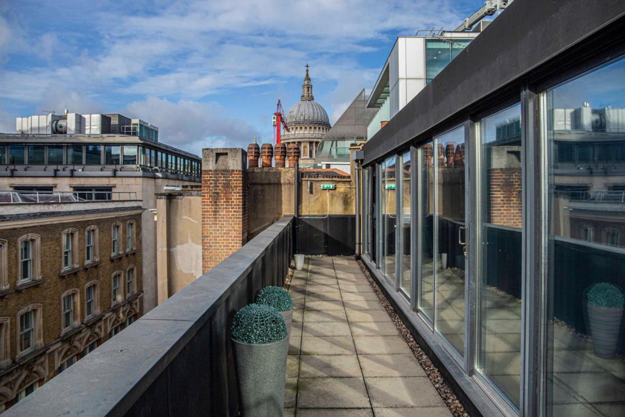 Apartment Watling Street London