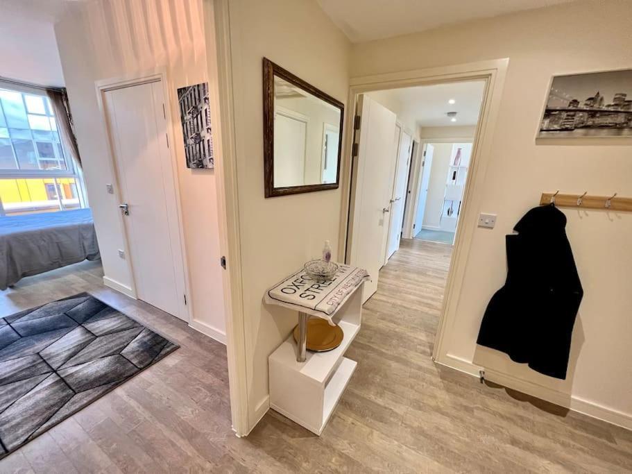 Luxury 5* Penthouse Greenwich Sleep 9 With Parking * London
