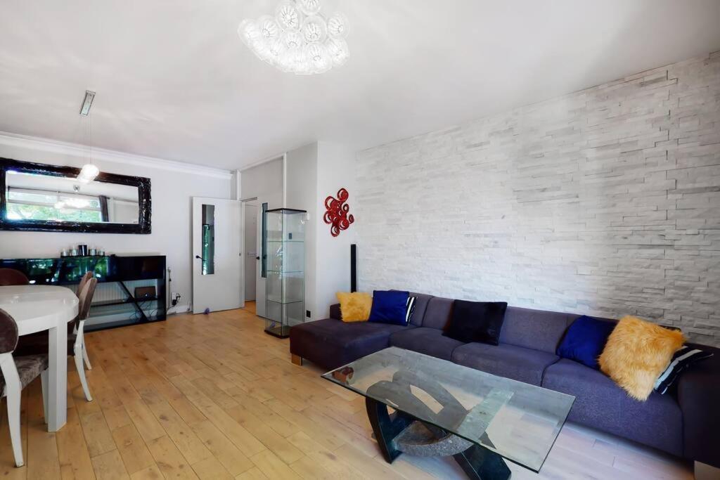 Superb 3 Bed Flat With Balcony In St John's Wood Appartement