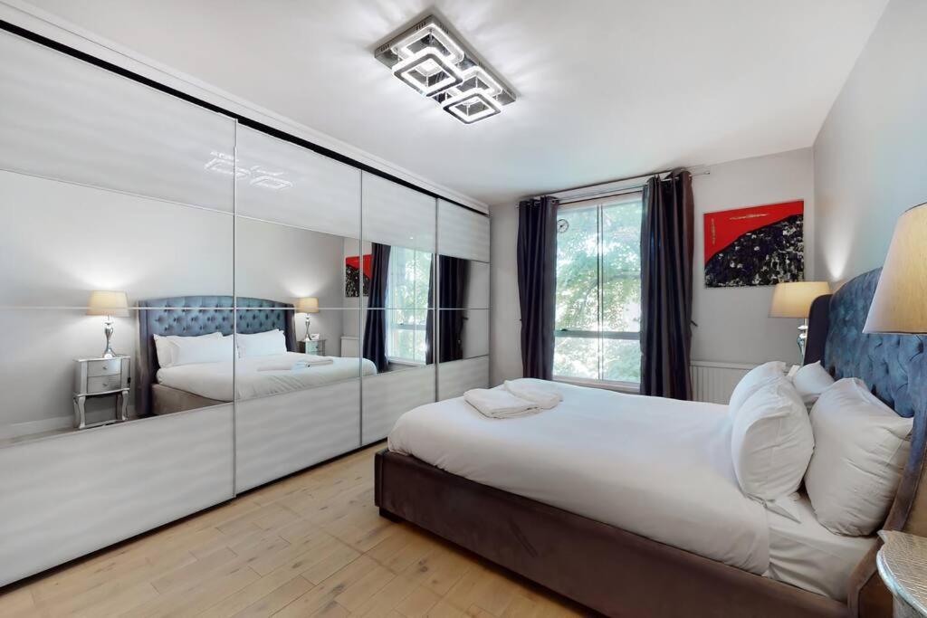 Superb 3 Bed Flat With Balcony In St John's Wood Londen